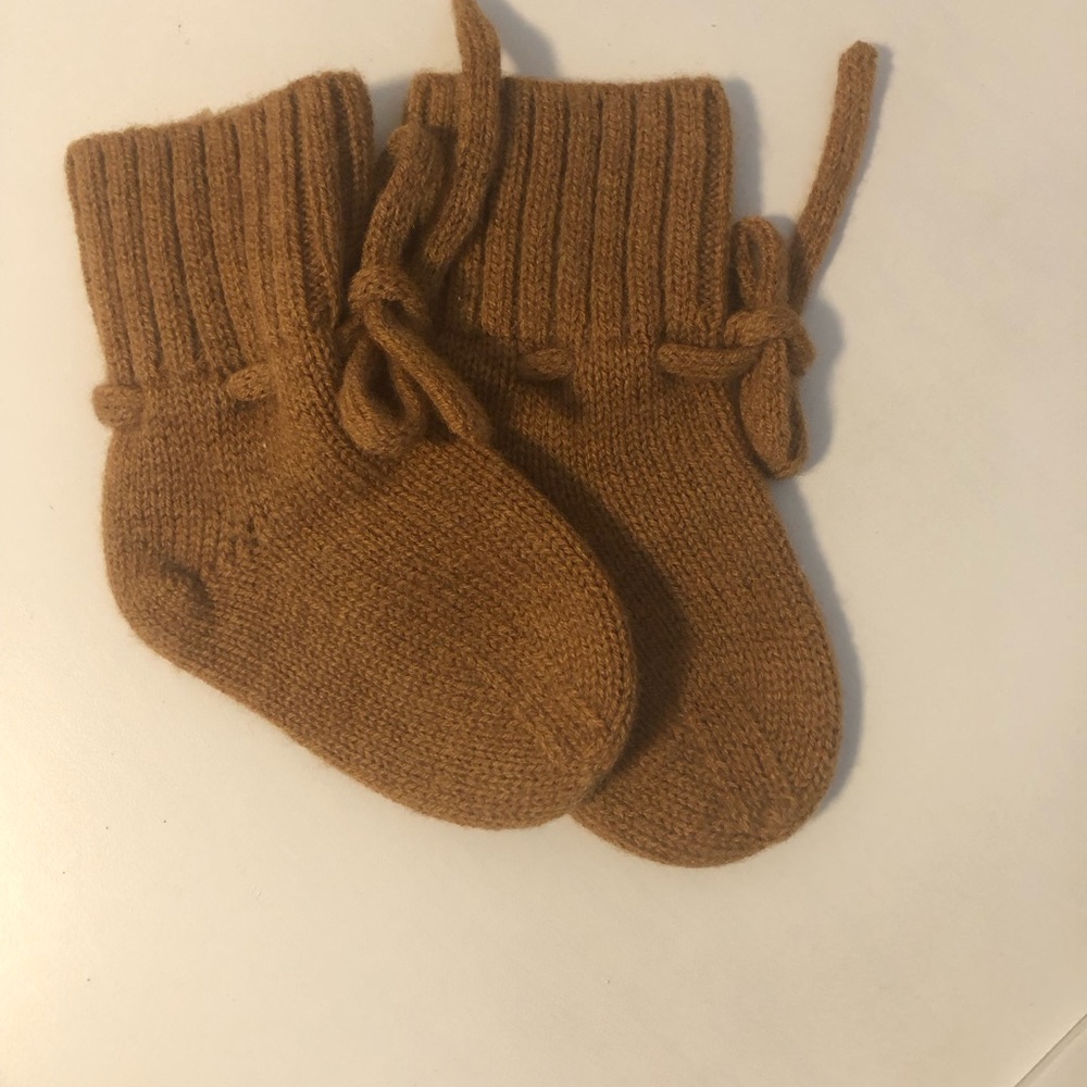 Wool Baby Booties - Picture 8 of 9